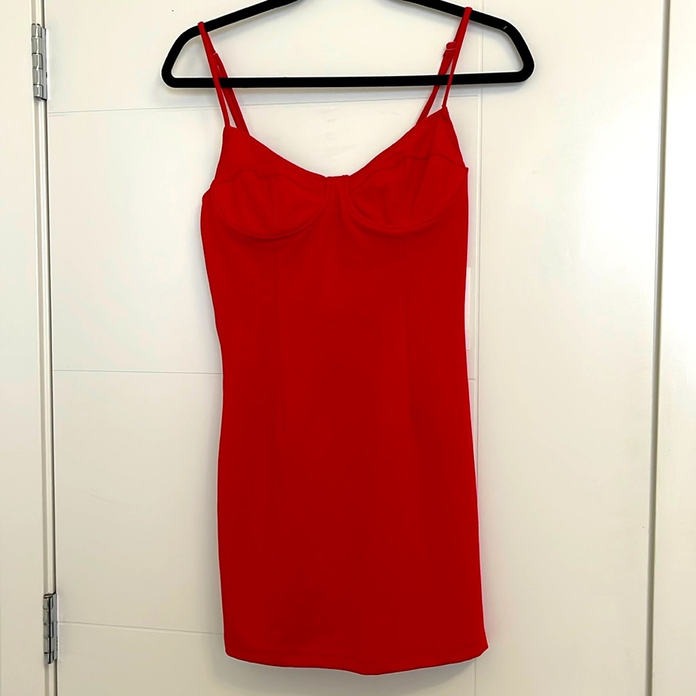 Red bodycon dress